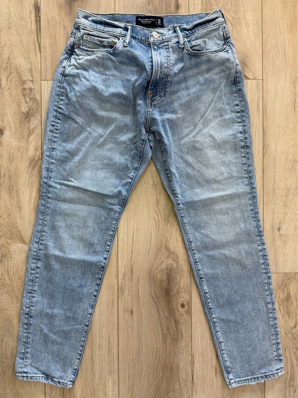 Abercrombie & Fitch Men’s Light Wash Athletic Slim Jeans